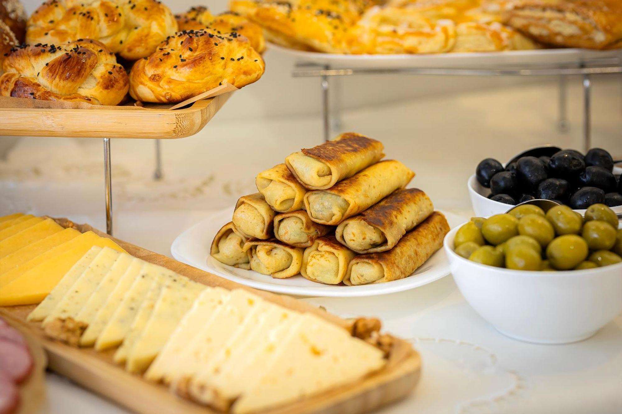 Taniqinn Dilijan Hotel Екстериор снимка