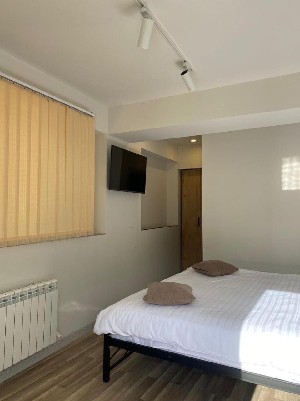 Taniqinn Dilijan Hotel Екстериор снимка